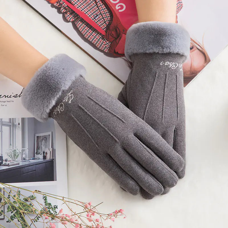 Women's plush gloves